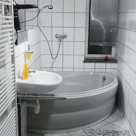 F-1107 Schilfhalm 02 1 Sep Schlafzimmer, Aussennbereich